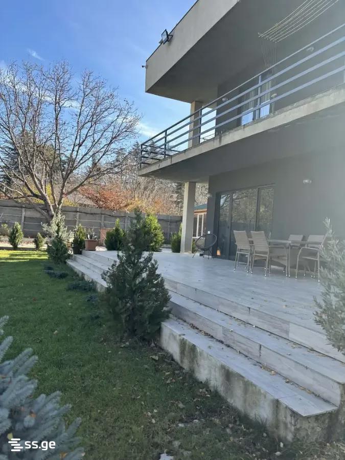 7 Room Private House For Sale view 5