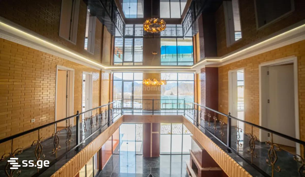 10 Room Hotel For Sale view 1