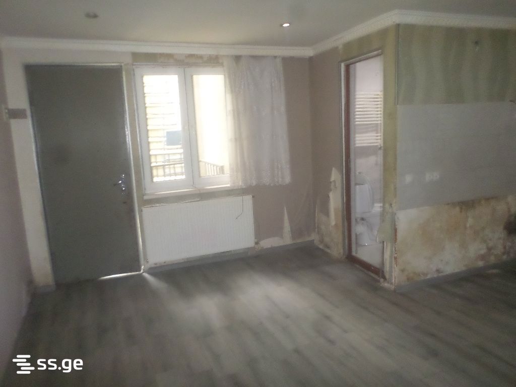 3 Room Private House For Sale view 12