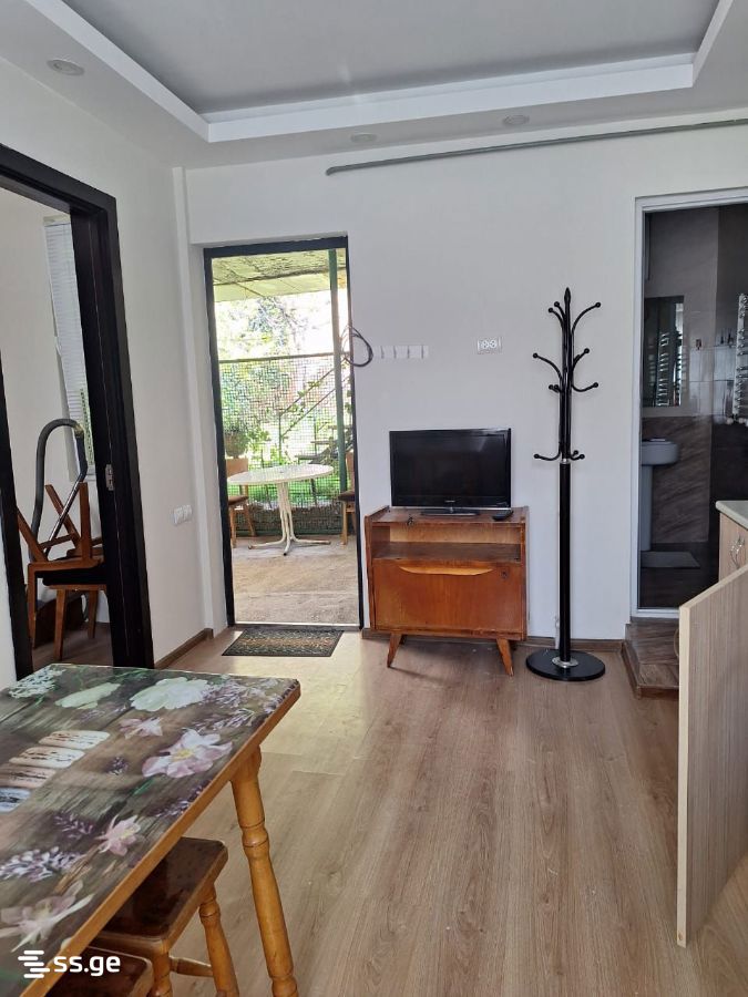 1 Room Private House For Rent. Chugureti, 1 of 8