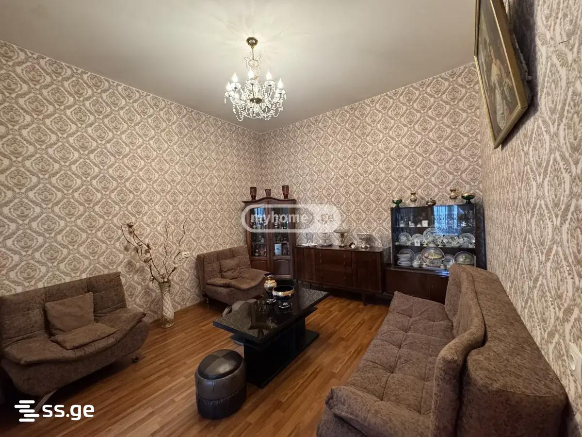 4 Room Private House For Sale view 1