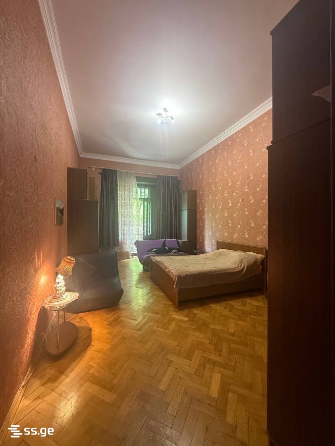 4 Room Flat For Rent. Sololaki, 1 of 10
