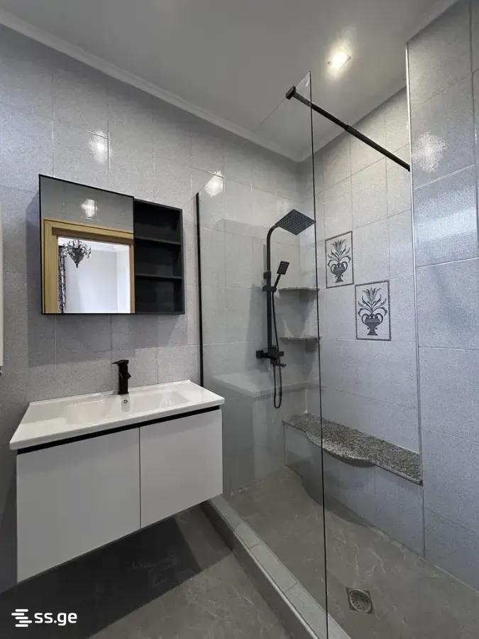 6 Room Private House For Rent. Mtatsminda view 5