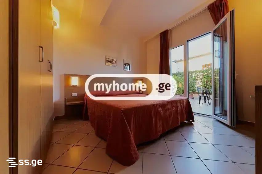 47 Room Hotel For Rent. Saburtalo view 3
