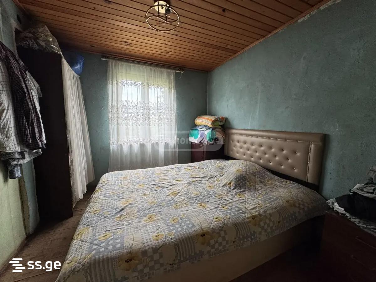 3 Room Private House For Sale view 5