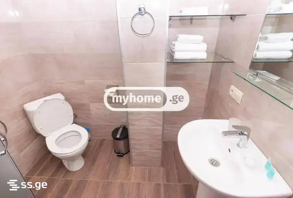12 Room Hotel For Sale view 31