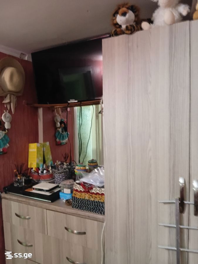 4 Room Private House For Sale view 9