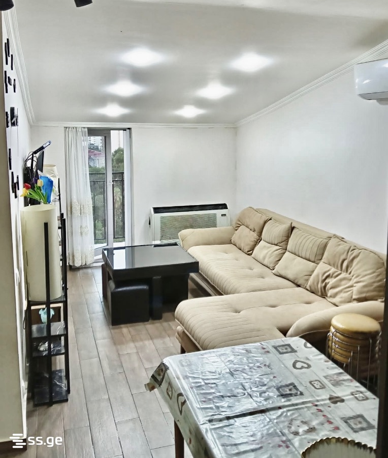 4 Room Flat For Rent. Batumi view 1