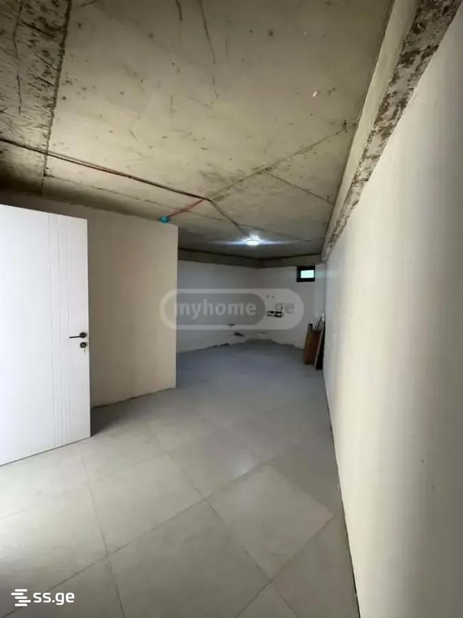Commercial Space For Sale. Mukhiani view 11
