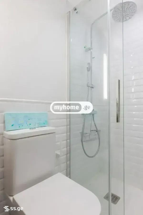 9 Room Hotel For Rent. Sololaki view 23