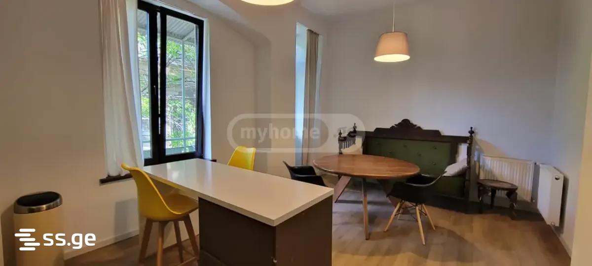 3 Room Flat For Sale view 5