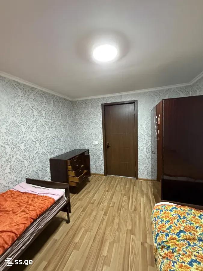 3 Room Private House For Rent. Isani, 1 of 10