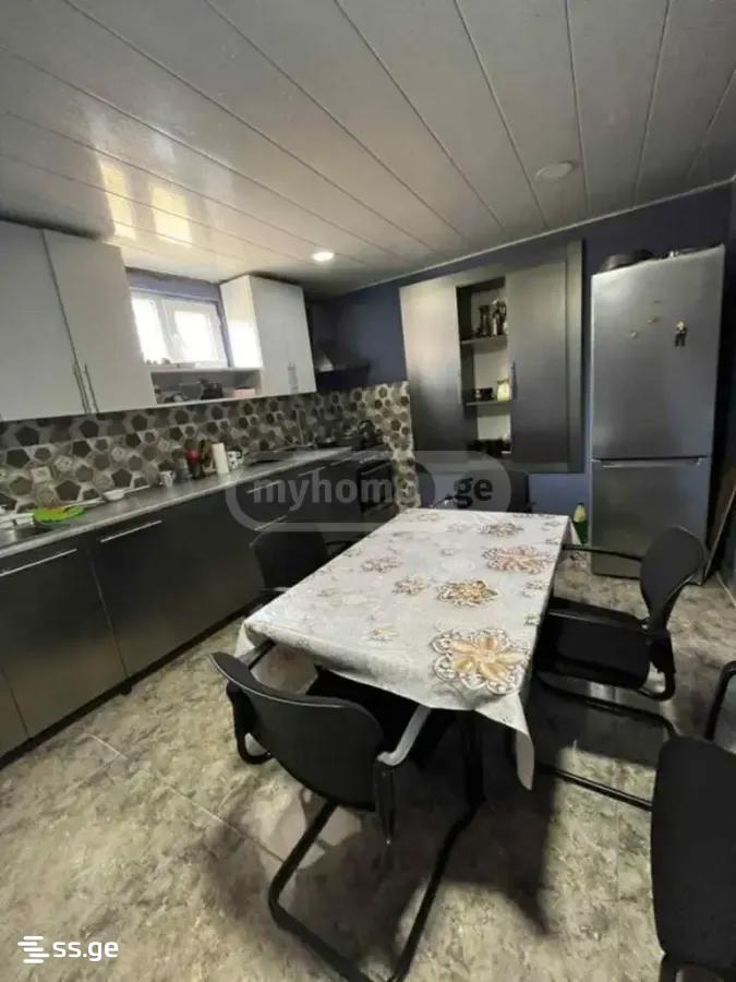 10 Room Private House For Sale view 2