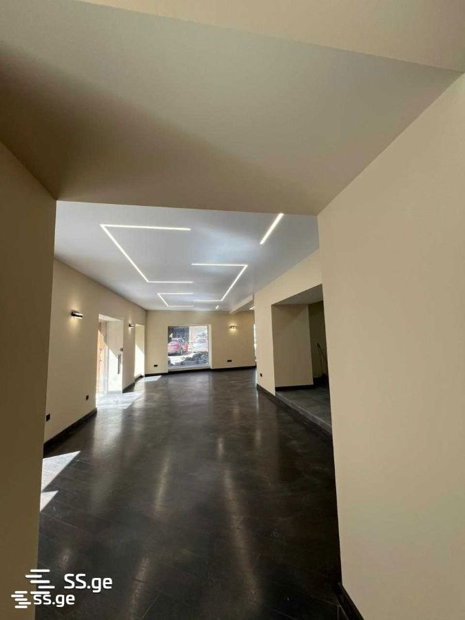 Commercial Space For Rent. Sololaki view 7