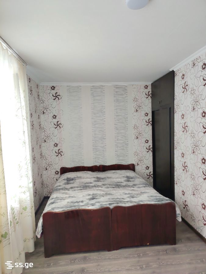 1 Room Private House For Rent. Borjomi view 15