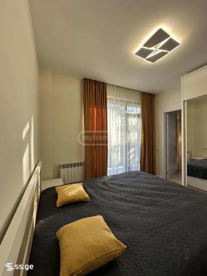 7 Room Private House For Sale view 11