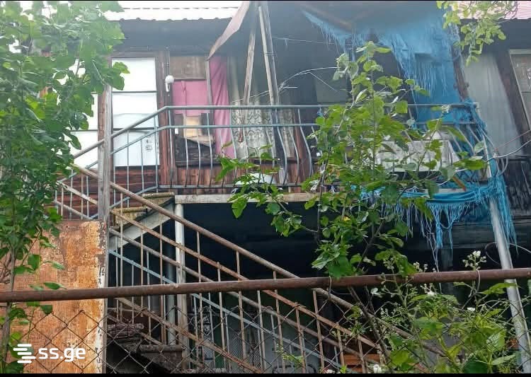 3 Room Private House For Sale view 3
