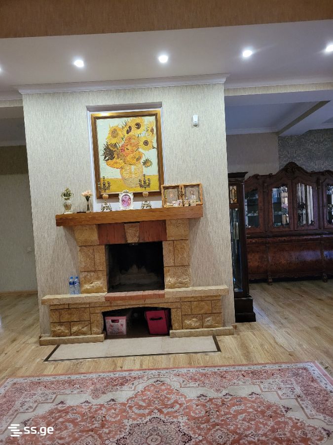 8 Room Private House For Sale, 3 of 4