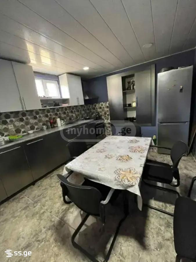10 Room Private House For Sale view 32
