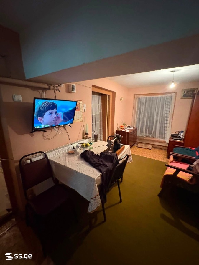 4 Room Private House For Sale view 6