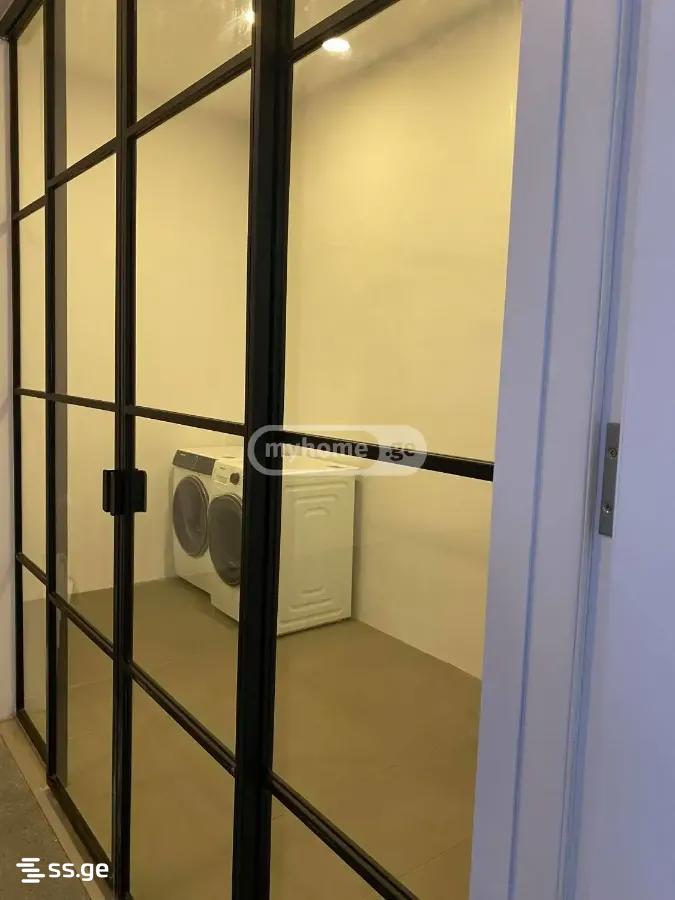 8 Room Private House For Sale view 9