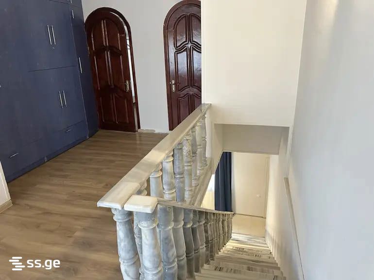 5 Room Flat For Sale view 5