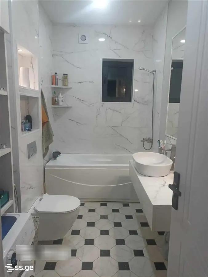 7 Room Private House For Sale view 14