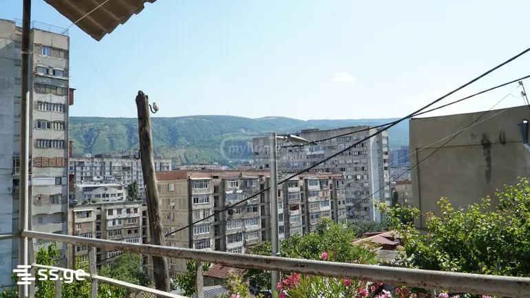7 Room Private House For Sale view 9