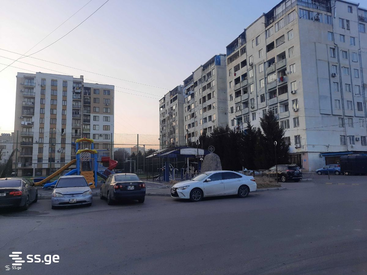 Commercial Space For Sale. Digomi view 4