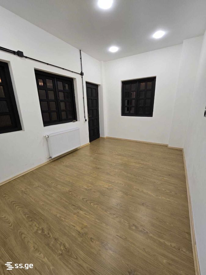 8 Room Hotel For Sale view 15