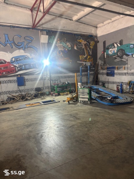 Store-Industrial Property For Rent. Varketili, 1 of 1