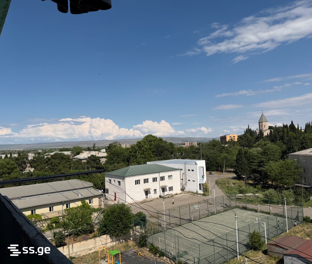 3 Room Flat For Sale view 2