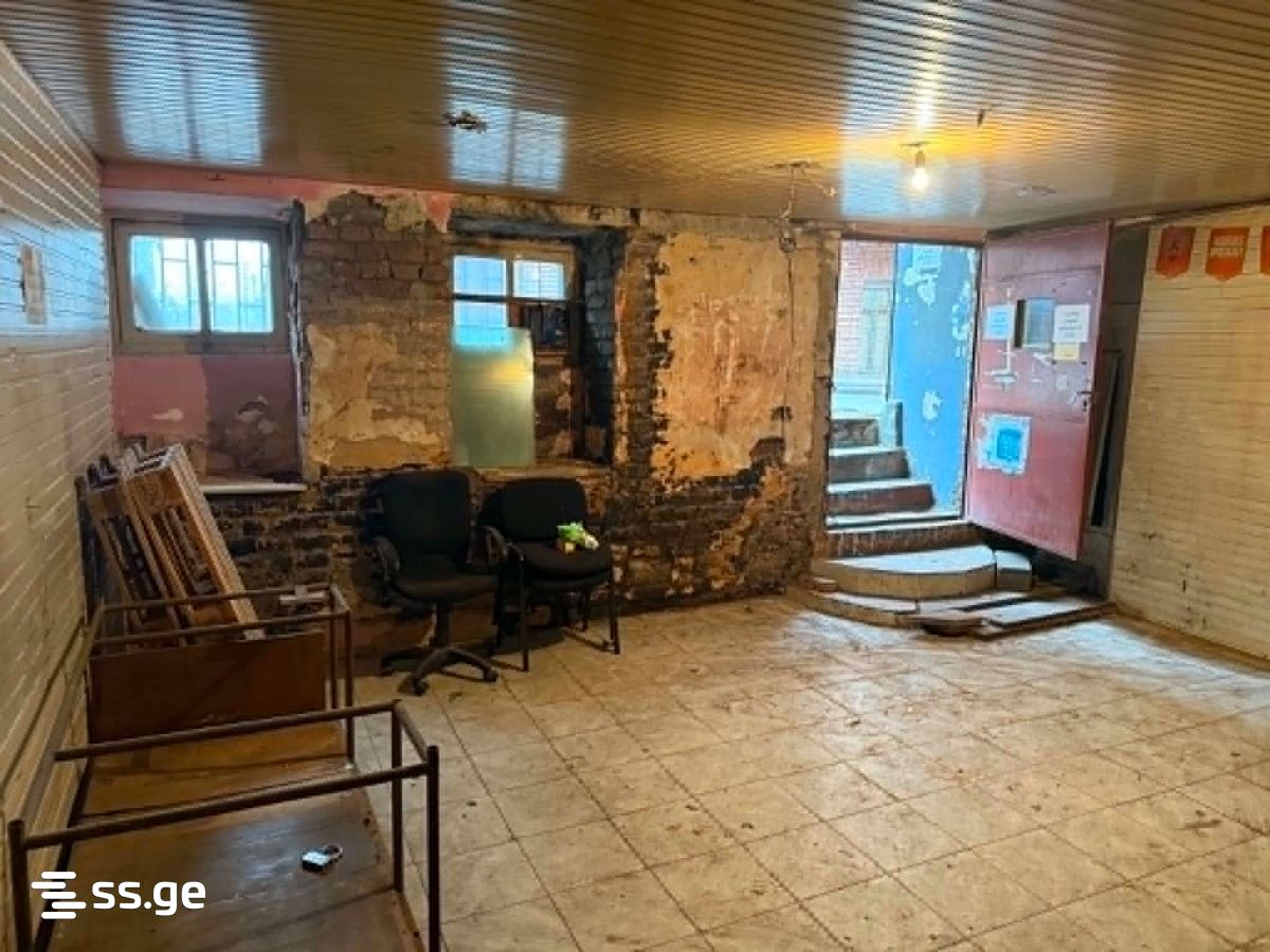 Commercial Space For Sale. Vera view 1