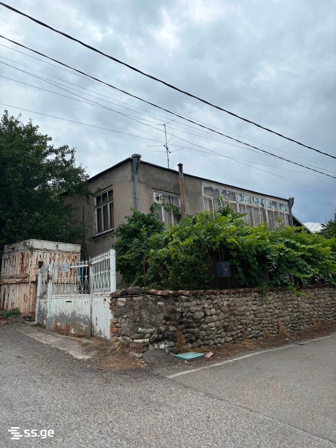 4 Room Private House For Sale view 2
