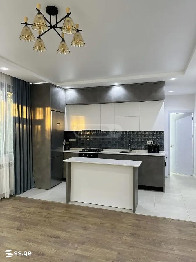 7 Room Private House For Sale view 5