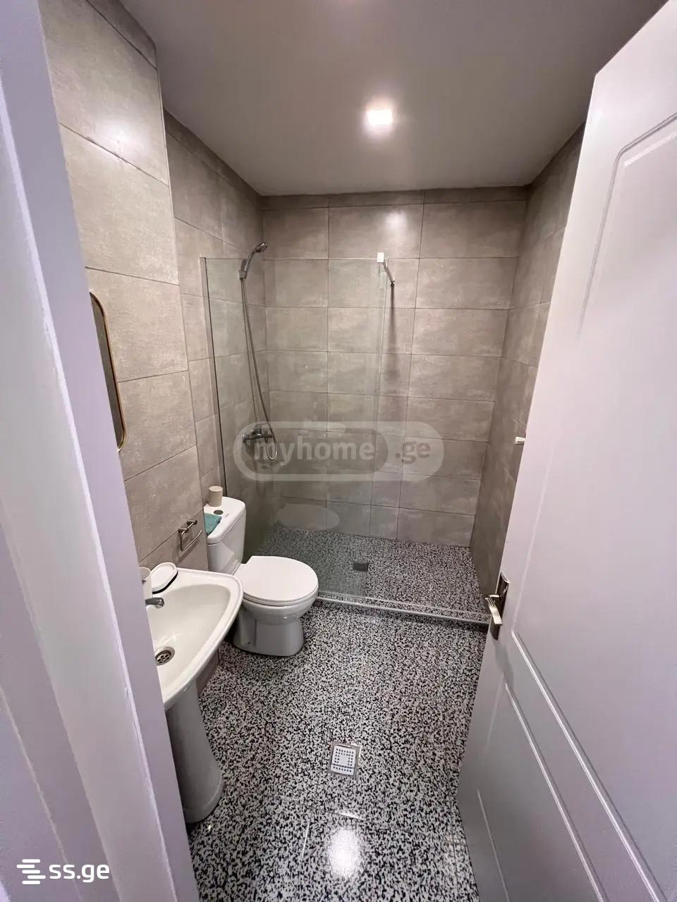 2 Room Flat For Sale view 7