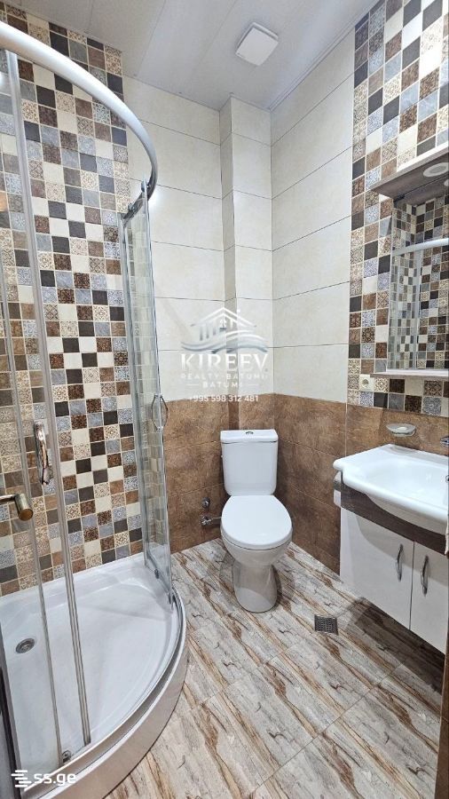 2 Room Flat For Rent. Batumi view 7