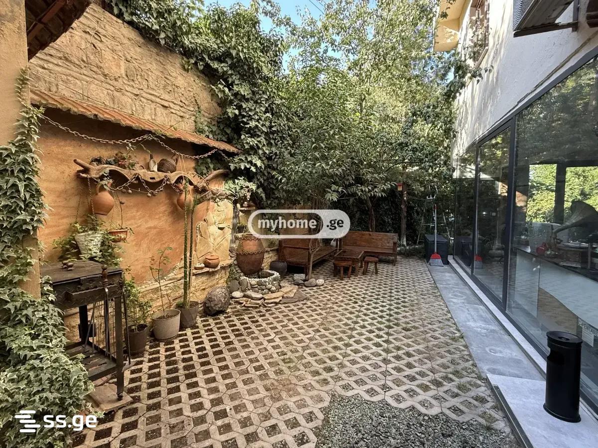 8 Room Hotel For Sale view 8
