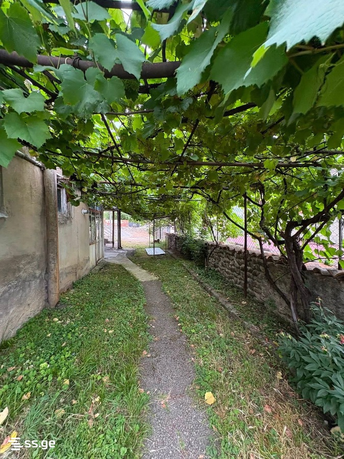 4 Room Private House For Sale view 10