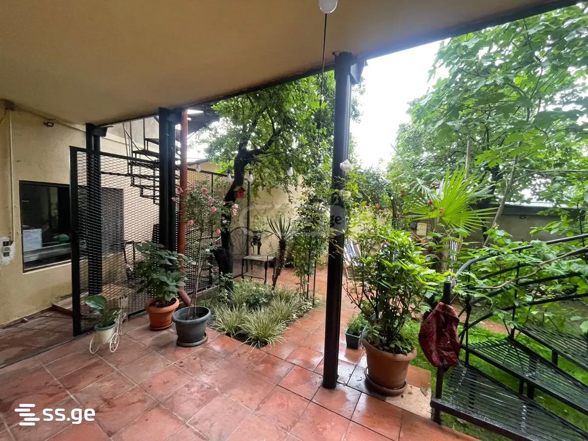 5 Room Private House For Rent. Mtatsminda view 12