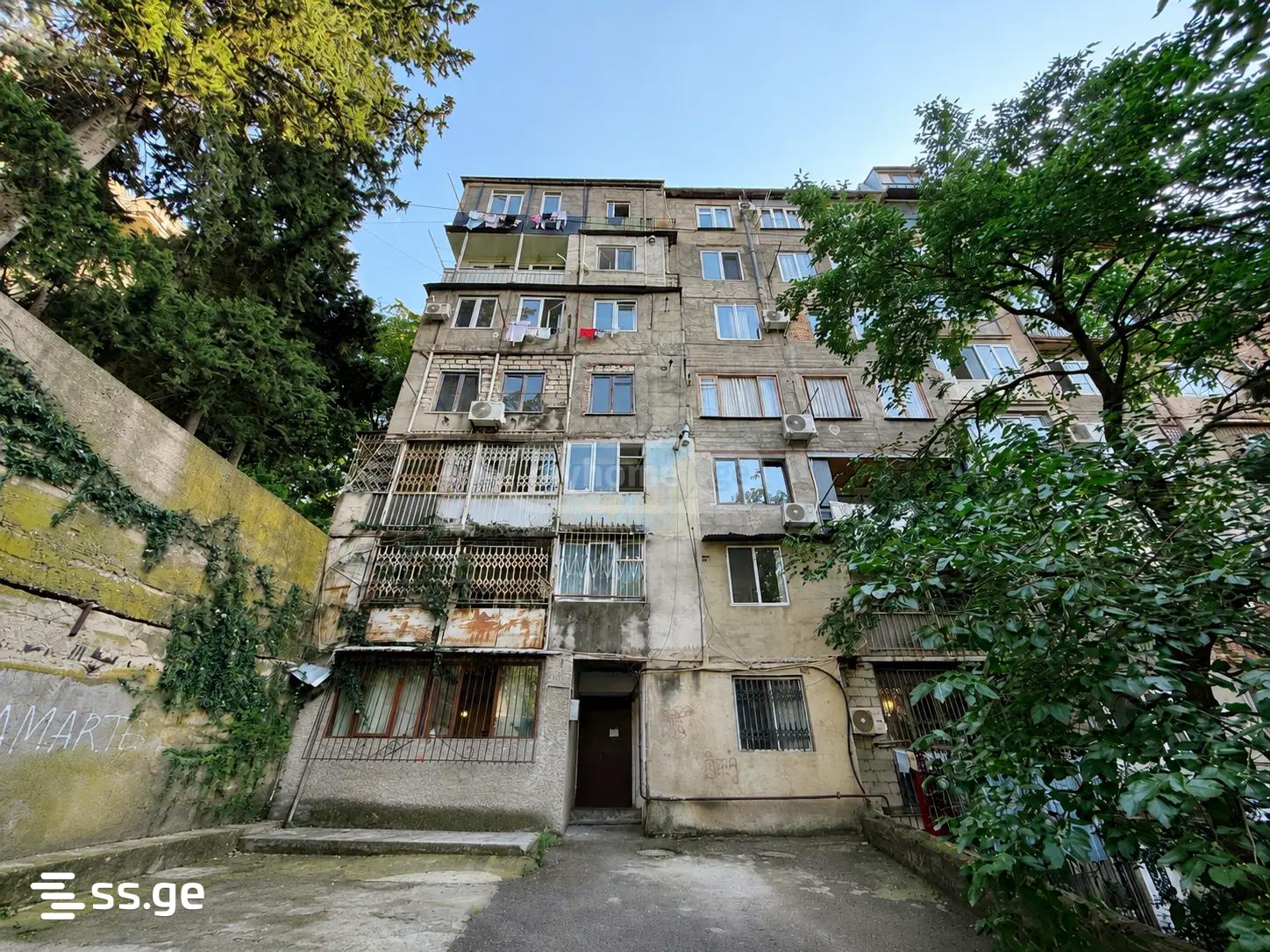 3 Room Flat For Sale view 1