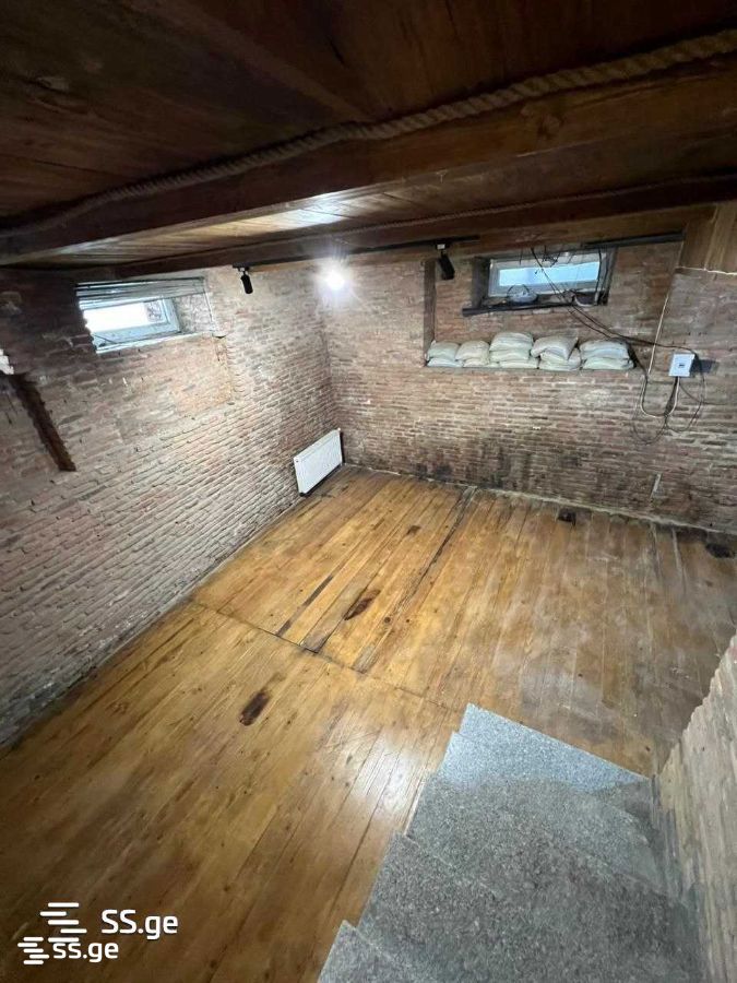 Commercial Space For Rent. Sololaki view 8