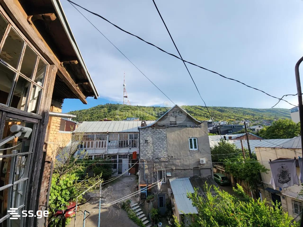 2 Room Flat For Sale view 1