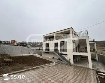 9 Room Private House For Sale view 1