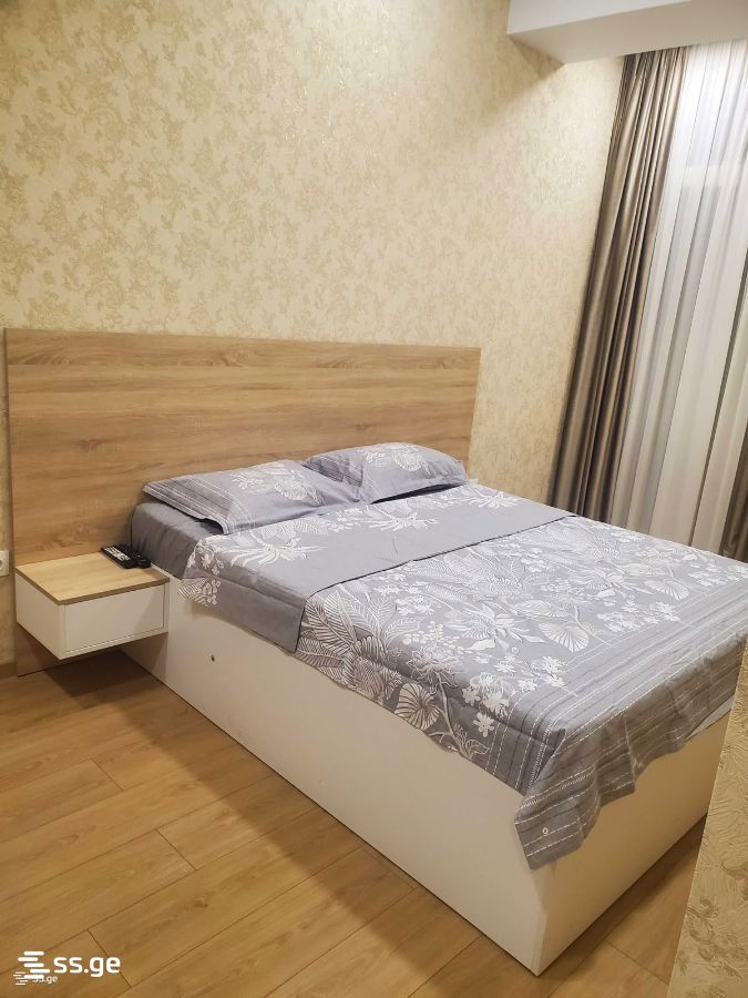 2 Room Flat Daily Rent. Digomi view 1
