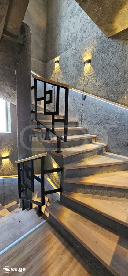 10 Room Hotel For Sale view 2