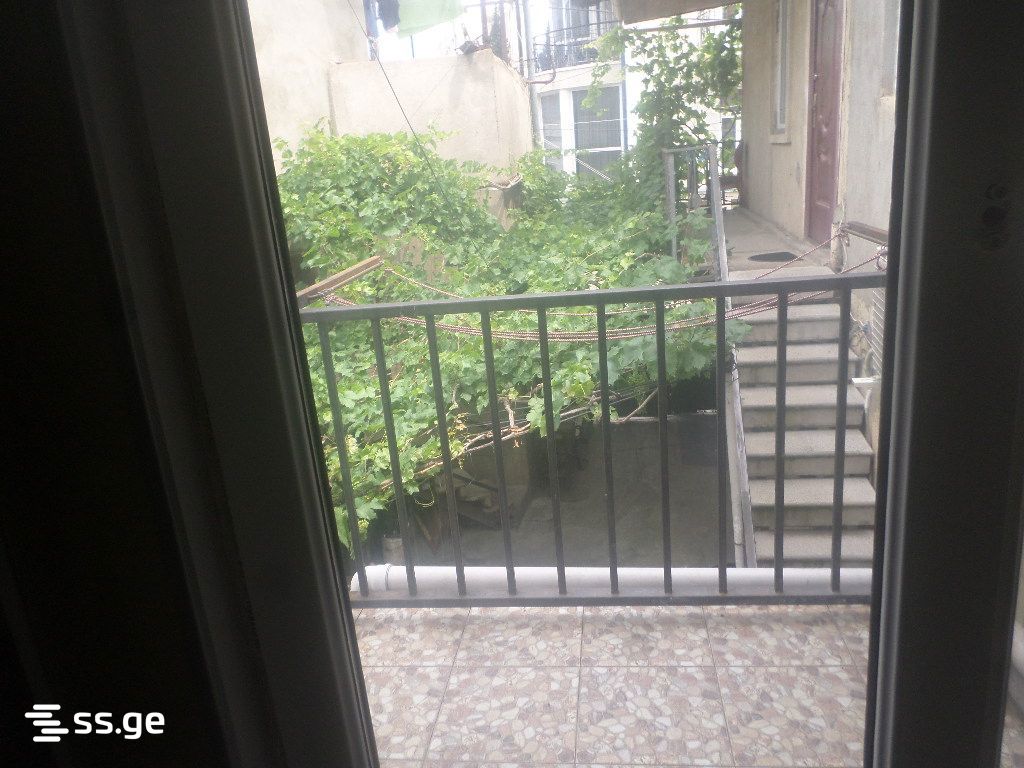 3 Room Private House For Sale view 6