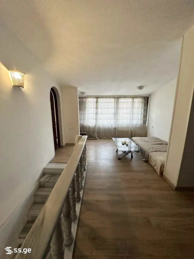 5 Room Flat For Sale view 10