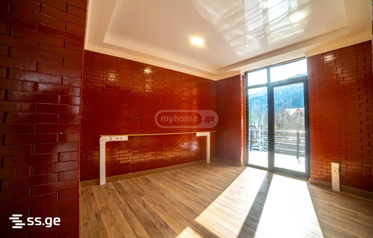 10 Room Hotel For Sale view 7
