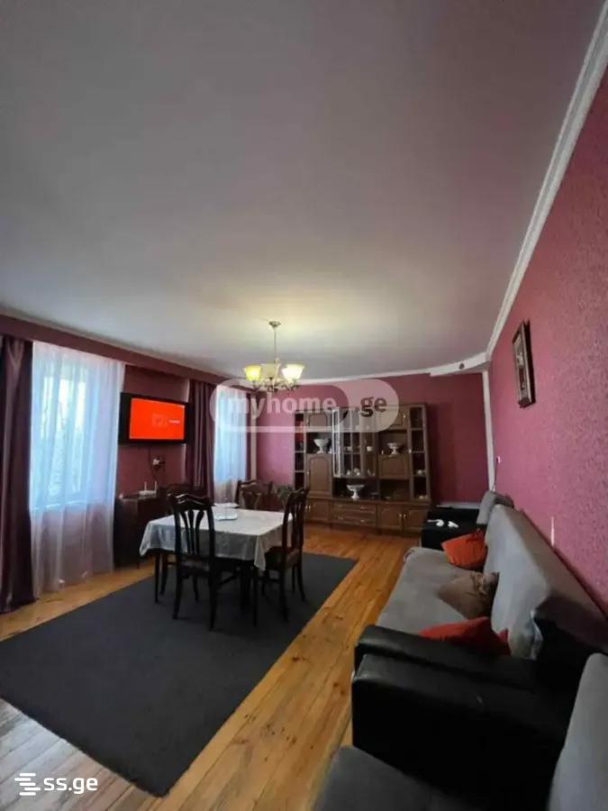 Продажа 10-комната Частный дом view 1